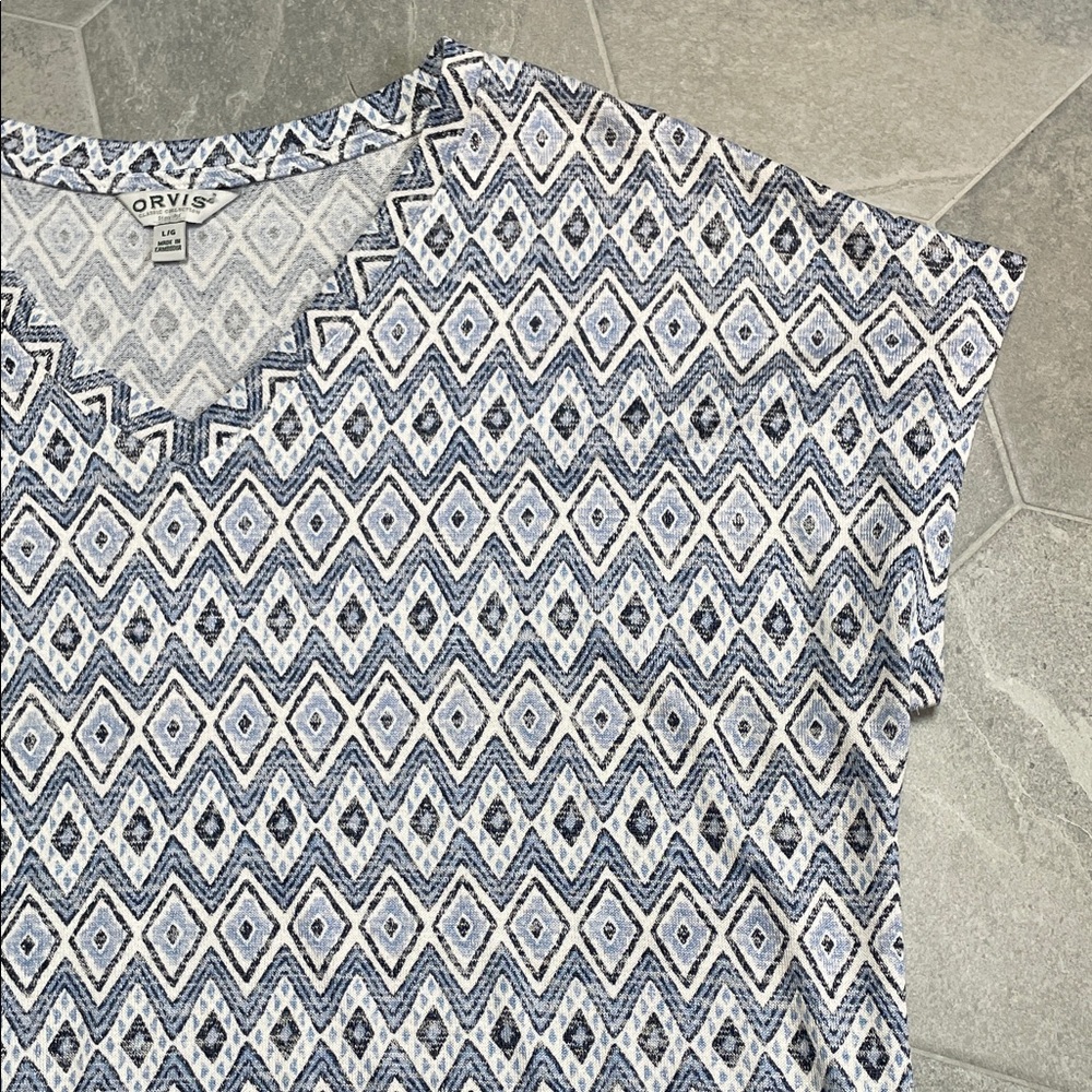 Orvis Women's Short Sleeve V-Neck Tunic Knit Top – Blue & White -- Size Large